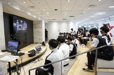 w36OnmgZILidepZWYF1Q.jpg?w=940&h=940