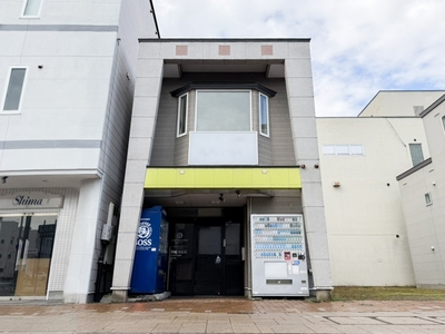 w5yNX3HbKiUVi17wc75o.jpg?w=940&h=940