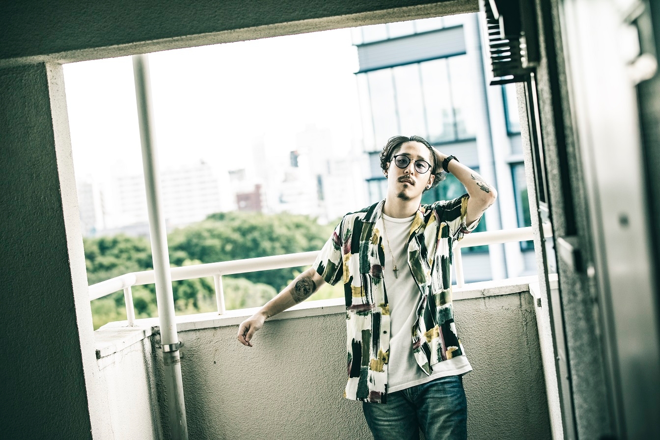 ストリーミング・サービスで話題沸騰中のシンガーソングライター"keita keith"が放つ、日本と世界を繋ぐ1stアルバム！