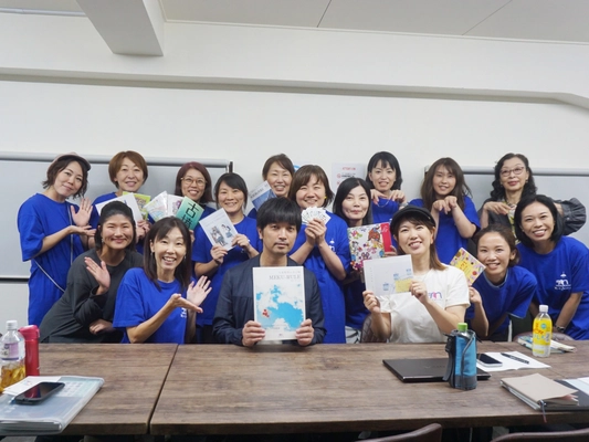 写真整理・フォトブックコミュニティ「めくルーム」へ製本直送.comが参加。11月より協業予定