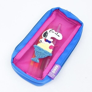 スヌーピーのメッシュケース