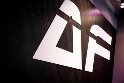 wAnGBExou9k0Nxg6uKzZ.png?w=940&h=940