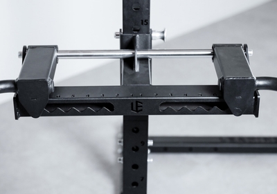 手幅45cm～最大75cmまでの調整が可能。