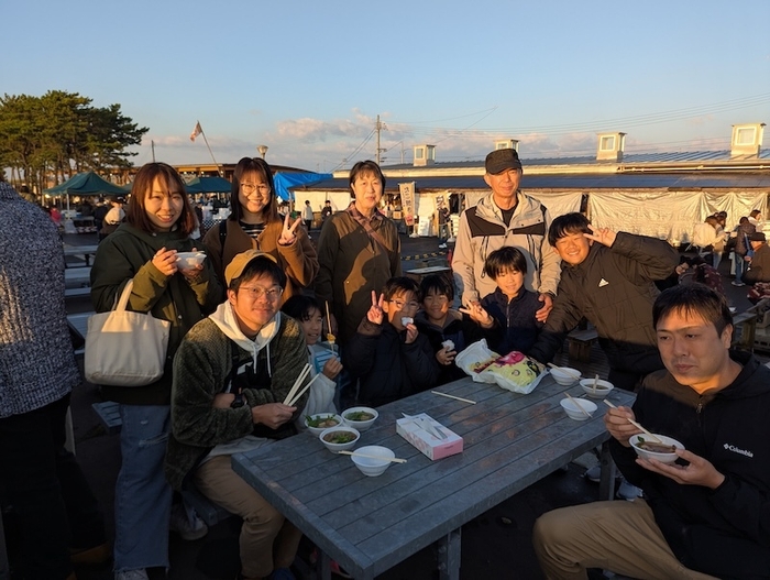 家族揃って美味しい笑顔