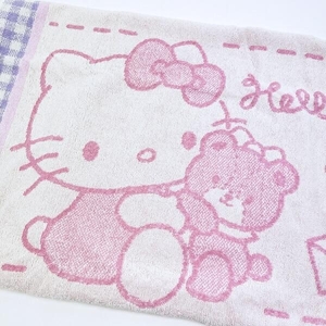 サンリオのタオル枕カバー