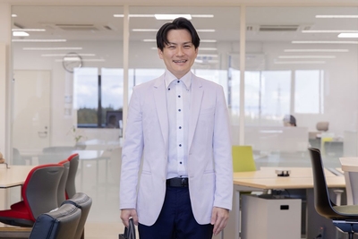 wJe23ia26vlH5Q0j68Hr.jpg?w=940&h=940