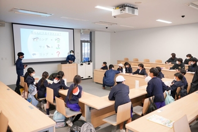 wQ0wHX7om76kbe3rMAzN.jpg?w=940&h=940