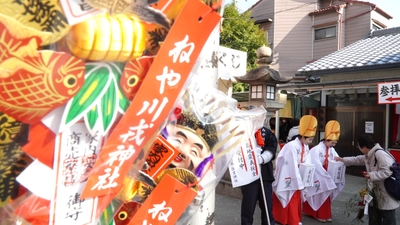 wRb5m5VZFH1fDFrMa7RG.jpg?w=940&h=940