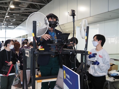 wUYoyKC5qDXgE8ioF8Ak.jpg?w=940&h=940