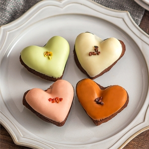 wcHe2NJkMhIo1HoEmX0D.jpg?w=940&h=940