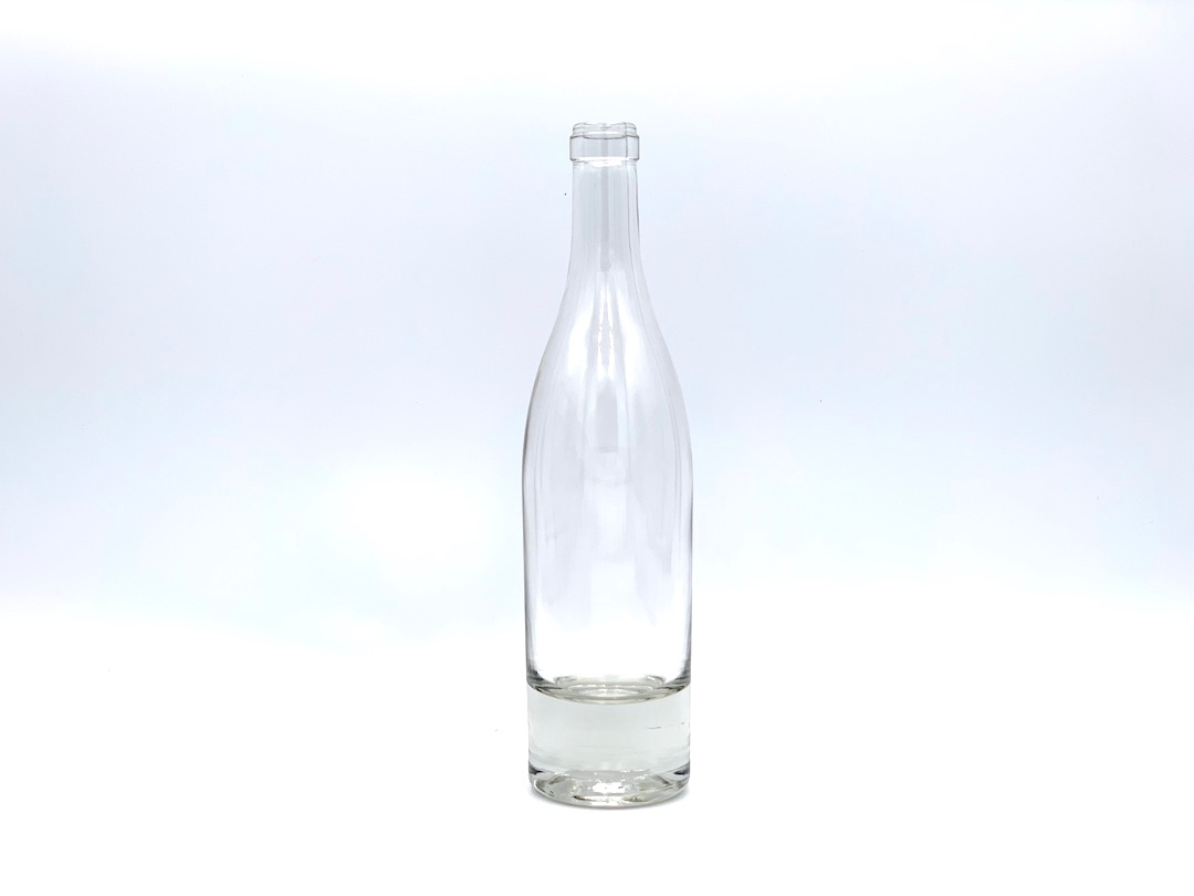 厚さ4cmを超える瓶底!