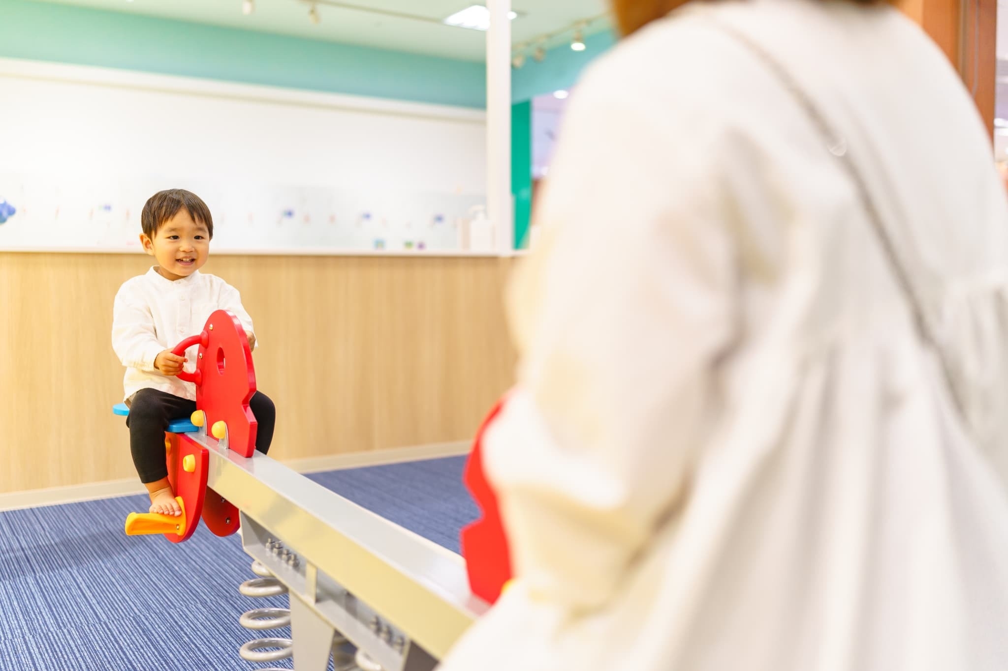 滑り台やシーソーまで!