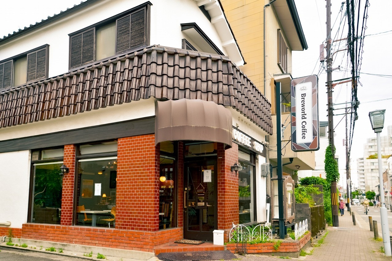 京都御苑近く、約50年続いた喫茶店の建物を受け継ぎ「Breworld Coffee Kyoto」オープン！　