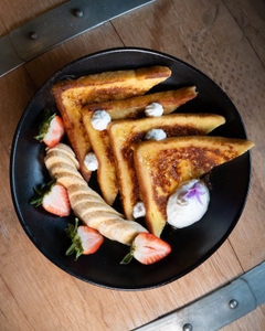 wuo5AxpP3VUZclqDeaUR.jpeg?w=940&h=940