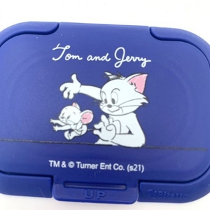 wvqopnPXNe2y6ycy18dA.jpg?w=940&h=940