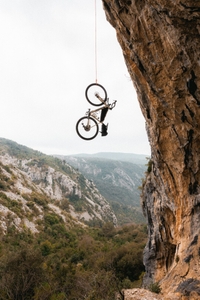 ww1UIL4ue2oib4a5bbxd.jpeg?w=940&h=940