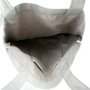 wzUjbnOPwYFjb7tRqc3a.jpg?w=940&h=940