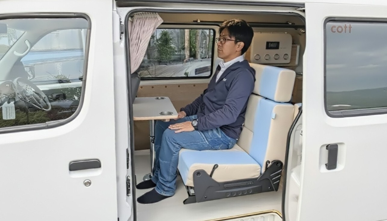 レクビィ コットのベッド兼用の座席