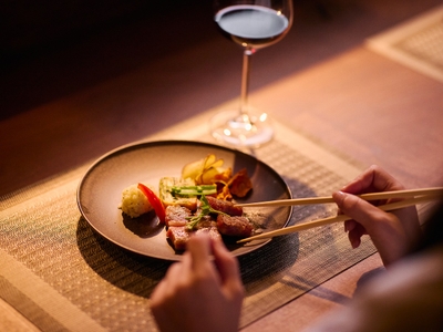 x1gaK1JyYTYxeTrRmqCb.jpg?w=940&h=940