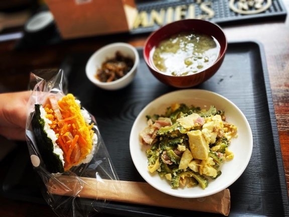 ポークたま&ゴーヤチャンプルーセット