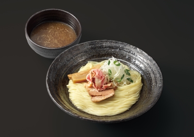 x2J7GZVopOA4Eby3gETr.jpg?w=940&h=940