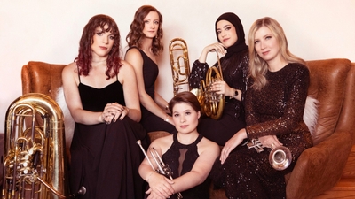 x2hnUfOeudY3VsvYb8UT.jpeg?w=940&h=940