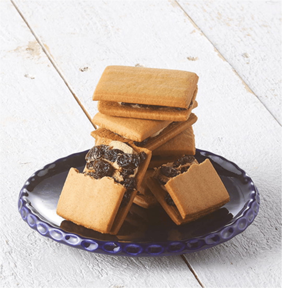 紅茶のレーズンサンド