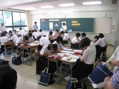 夏のオープンすくーる　高校体験授業の様子