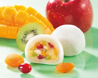 まるで宝石を閉じ込めたような、初夏のご褒美！手包み製法で実現した『5種のドライフルーツ大福』5月限定販売