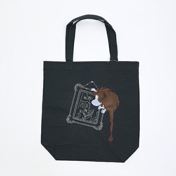 ひそかに人気を集める、ムーミンのご先祖さま。トートバッグになったので、モコモコを堪能したい～！