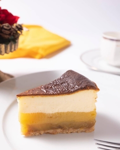 xckUmG074bP8VlQZ84Mx.jpg?w=940&h=940