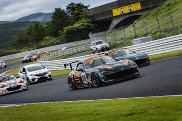 世界的ゲーム企業×北海道発レーシングチーム ～リアルとヴァーチャルが交差する新時代のモータースポーツへ～ KOSHIDO RACING、ユービーアイソフト株式会社と スポンサード契約を締結。