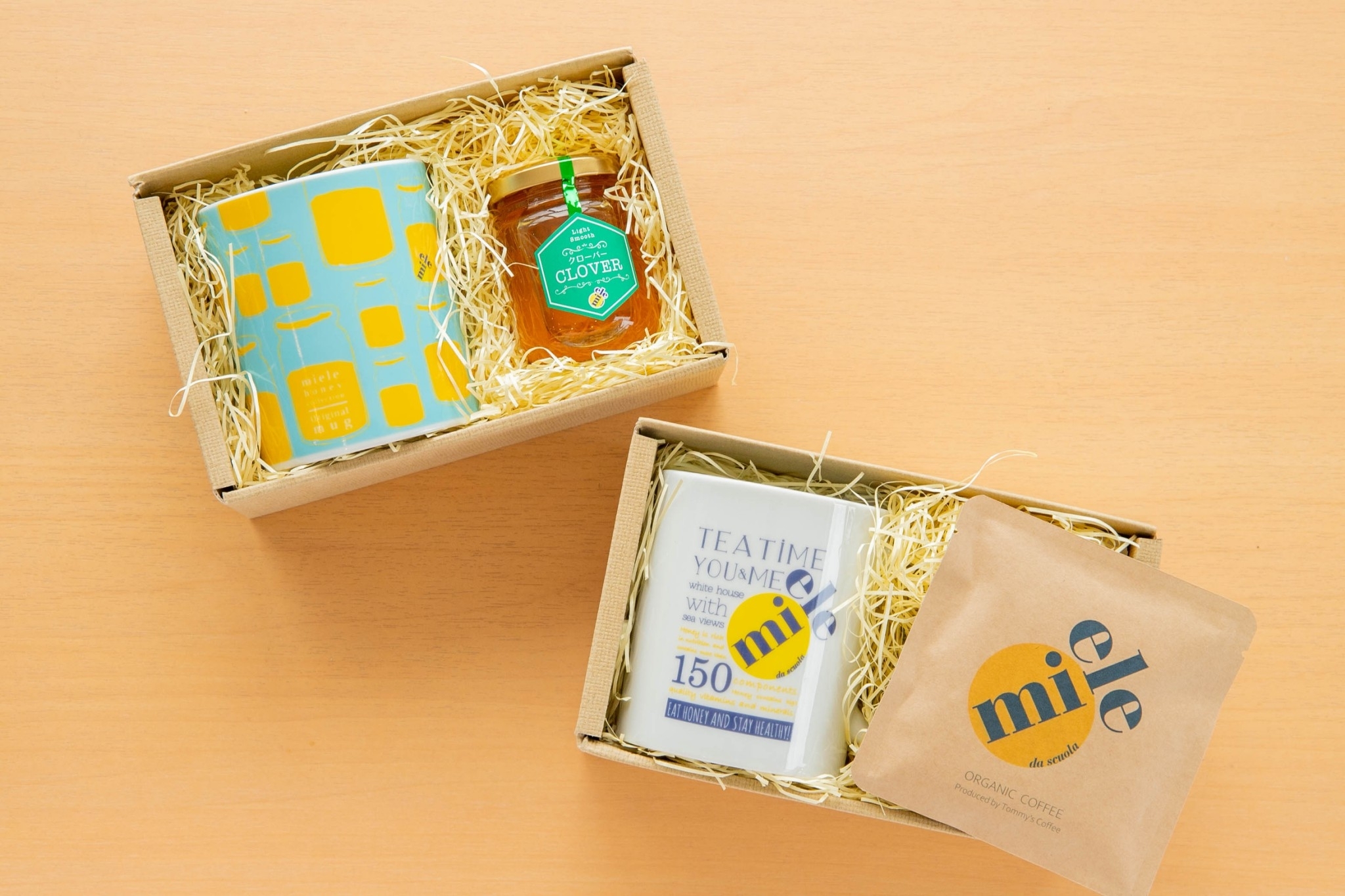 (上)「ミエレオリジナルマグカップ&蜂蜜セット」2,000円(税込)、(下)「ミエレオリジナルマグカップ&コーヒーセット」1,500円(税込)