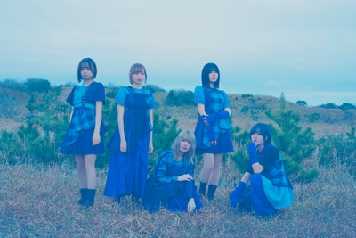 広瀬みのり　百瀬怜　綾瀬志希　月雲ねる　青柳透（左→右）