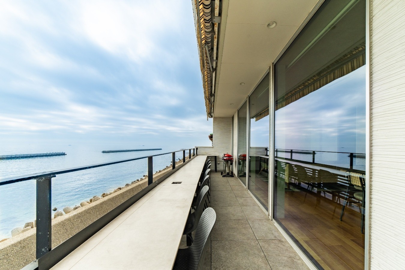 淡路島の花で心を、ReFaで身体を。
海辺のvilla ocean kamaguchiで、
心と身体をいたわる秋旅