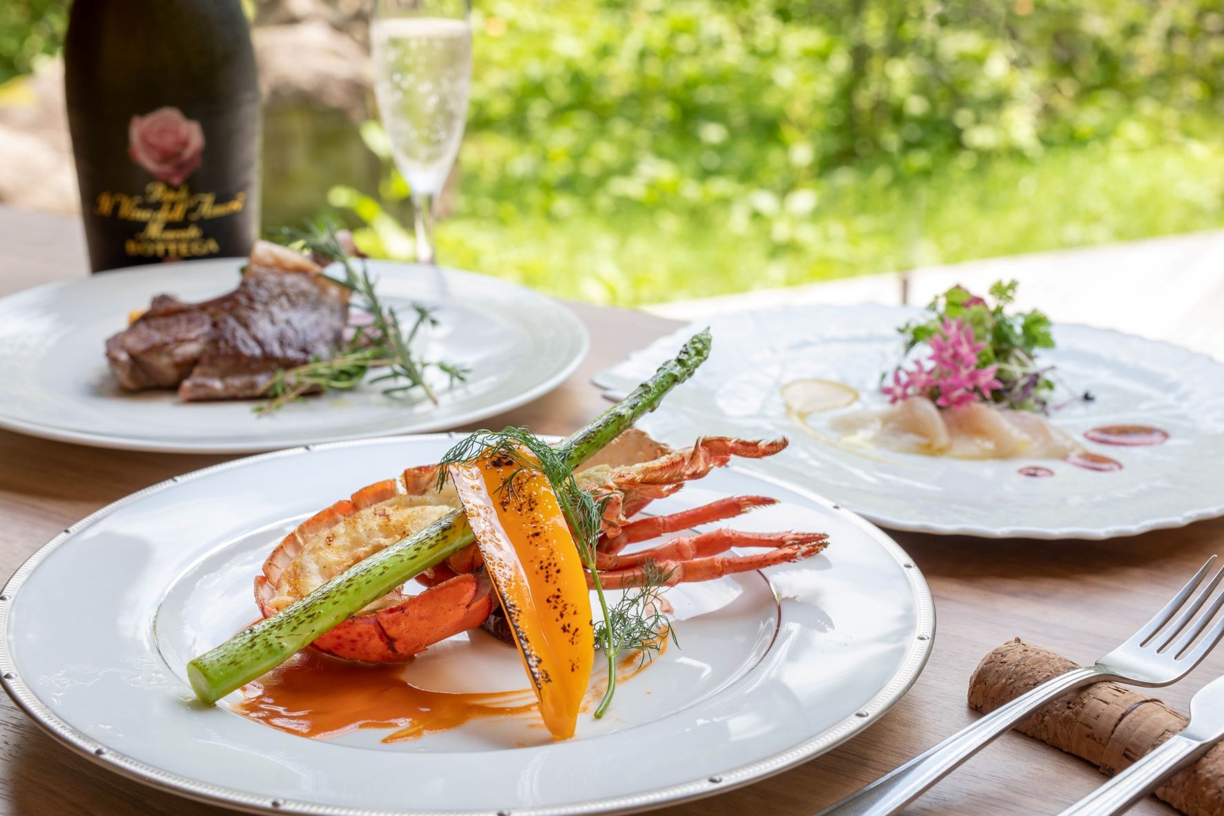 【Prix fixe-プリフィクス-】食事は出来立てを目の前で仕上げるフリーオーダースタイルで楽しめます