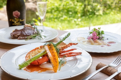 【Prix fixe-プリフィクス-】食事は出来立てを目の前で仕上げるフリーオーダースタイルで楽しめます