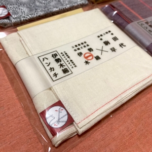 xnzL73kTCxK4a8WU1VPw.jpg?w=940&h=940