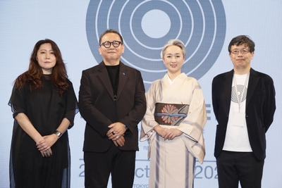 xoRE1UWLSgqZDlJLEZoh.jpg?w=940&h=940