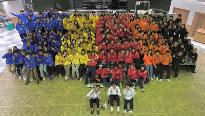 xoiRGRBkm4wc9MDelDek.jpg?w=940&h=940