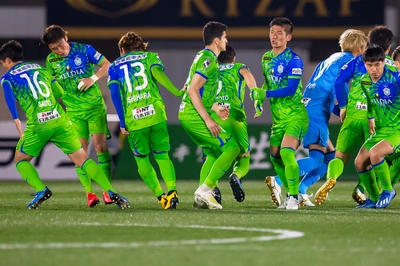 xpXcxKSXJcik49yETHDR.jpg?w=940&h=940