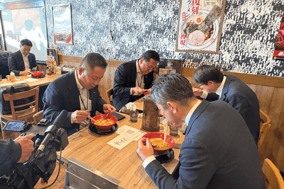 xshF2pJcyhLNHhcR0Dph.png?w=940&h=940