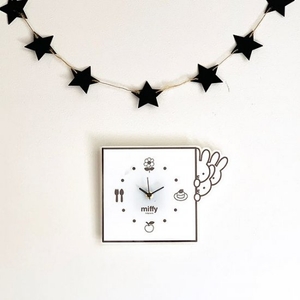 xuYvFt2tHmQ8wM5jObxH.jpg?w=940&h=940