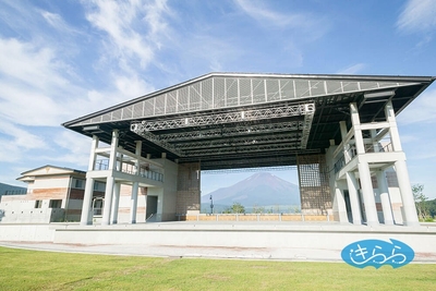 xyhnExwsNy0ThA3WUVOe.jpg?w=940&h=940