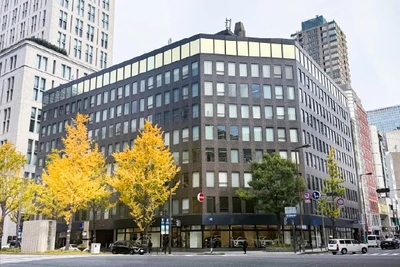 y26YMAKo6VXfkUgkFdNm.jpg?w=940&h=940