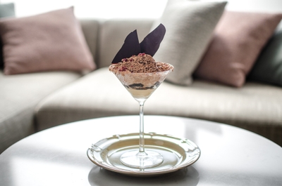 y37xOBSxDDpYMj3J6tn5.jpg?w=940&h=940