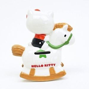 ハローキティの貯金箱