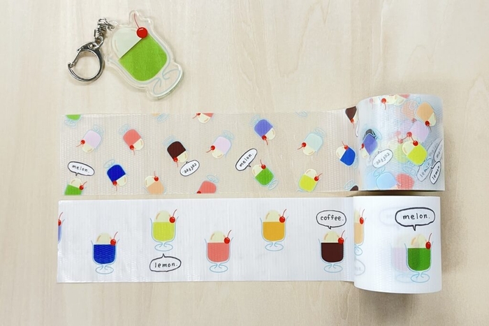 クリークソーダキーホルダー、まぜこぜクリームソーダ、白いクリームソーダの3商品