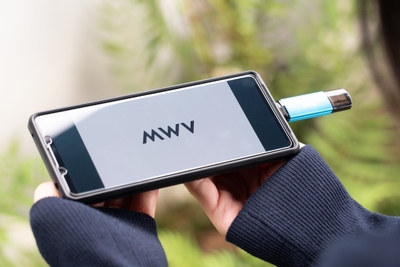 y7Xvya3iOXO8UVEBHFZN.jpg?w=940&h=940