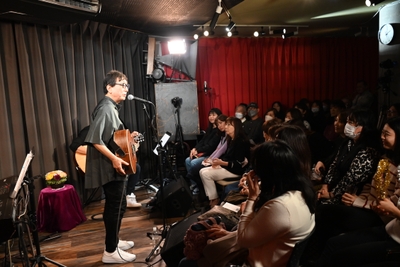 y9Cym7LYE50ozV55O15S.jpeg?w=940&h=940